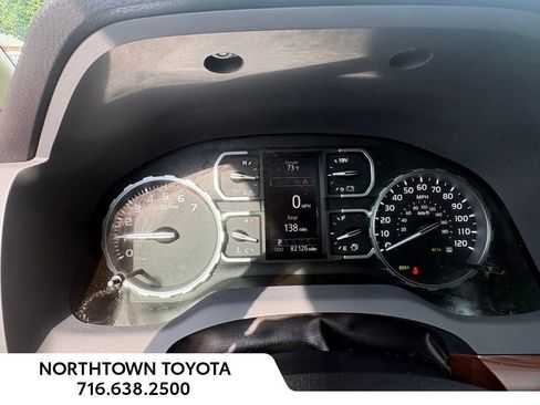 Used 2018 Toyota Tundra Limited w/ Limited Premium Package AWD/4WD image 29