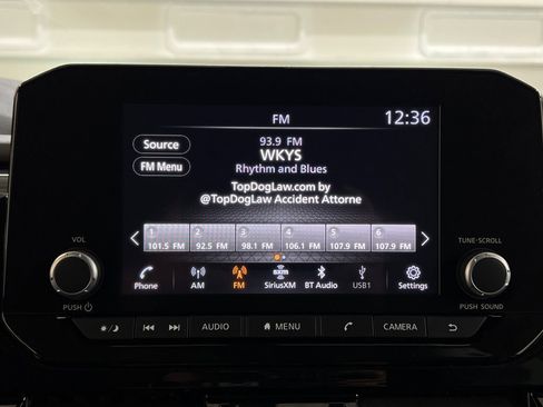 Used 2024 Nissan Pathfinder SV image 24