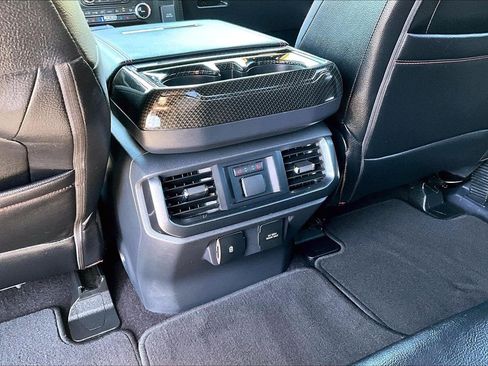 Used 2022 Ford F150 Lariat w/ Equipment Group 502A High AWD/4WD image 11