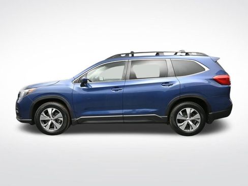 Used 2021 Subaru Ascent Premium w/ Convenience Package image 2