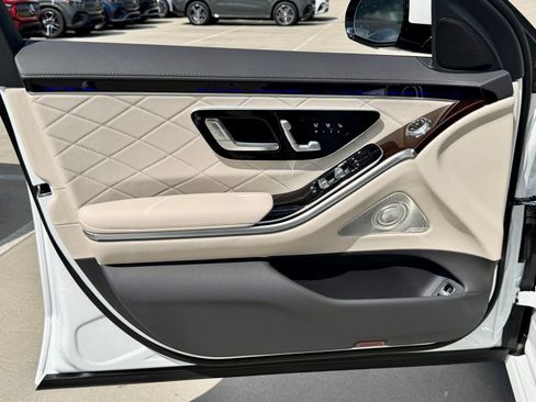 New 2026 Mercedes-Benz S 580 4MATIC Sedan image 16