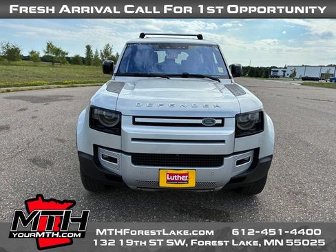 Used 2021 Land Rover Defender 90 First Edition AWD/4WD image 2