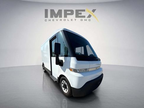 Used 2025 Chevrolet Brightdrop 400 w/ Battery Pack, Max Range AWD/4WD image 7