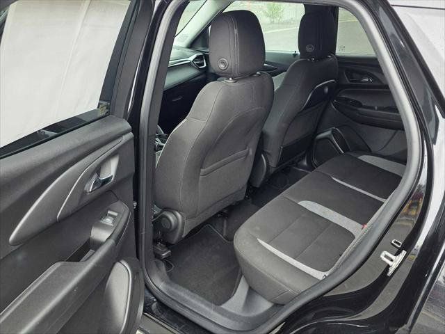 Used 2024 Chevrolet TrailBlazer LT AWD/4WD image 15