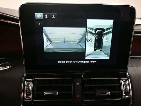 Used 2021 Lincoln Navigator Reserve w/ Luxury Package image 17