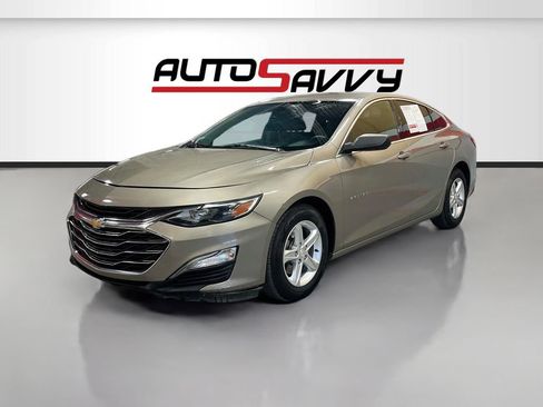 Used 2022 Chevrolet Malibu LS FWD image 3
