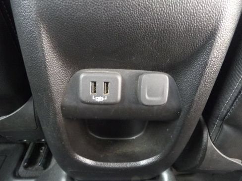 Used 2021 Chevrolet Colorado ZR2 AWD/4WD image 15