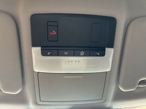 Used 2024 Mitsubishi Outlander ES image 23