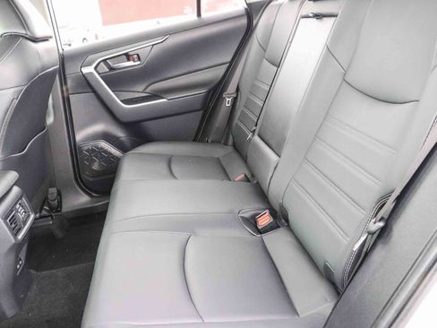 Used 2023 Toyota RAV4 XLE Premium AWD/4WD image 19