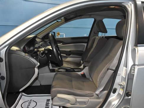 Used 2012 Honda Accord LX image 6