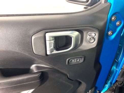Used 2020 Jeep Wrangler Unlimited Sport S AWD/4WD image 13