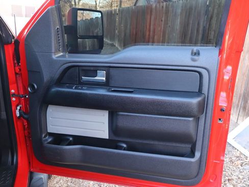 Used 2012 Ford F150 XLT w/ XLT Chrome Pkg image 26