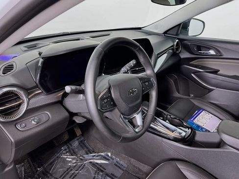 Used 2024 Chevrolet Trax ACTIV FWD image 8