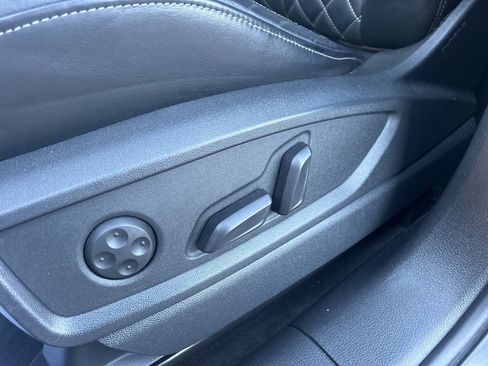 Used 2021 Audi SQ5 Premium Plus w/ Premium Plus Package image 12