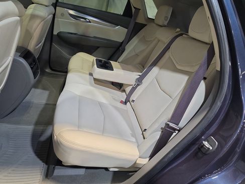 Used 2019 Cadillac XT5 Luxury AWD/4WD image 25