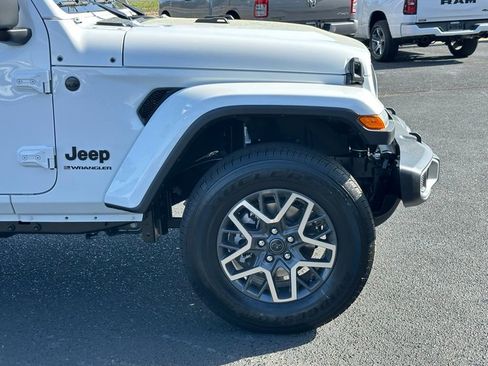 New 2025 Jeep Wrangler Sahara w/ Dual Top Group image 33