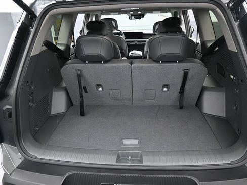 Used 2024 Kia EV9 Light Long Range image 36