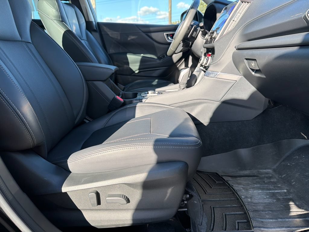 Certified 2023 Subaru Forester Touring AWD/4WD image 40