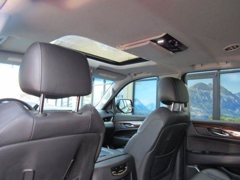 Used 2017 Cadillac Escalade Premium Luxury w/ LPO, Radiant Package AWD/4WD image 49