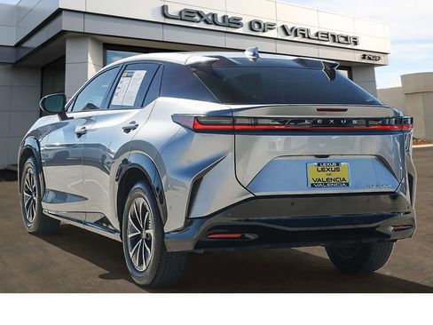 Used 2024 Lexus RZ 300e Premium w/ Technology Package image 2