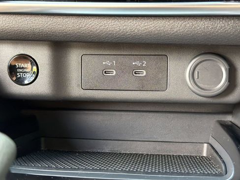 Used 2026 Nissan Rogue SV FWD image 27