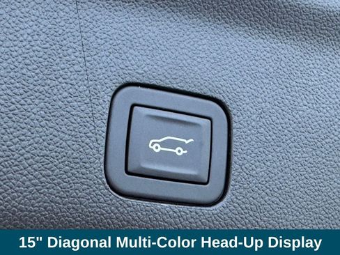 Used 2025 GMC Yukon AT4 w/ AT4 Premium Package image 34