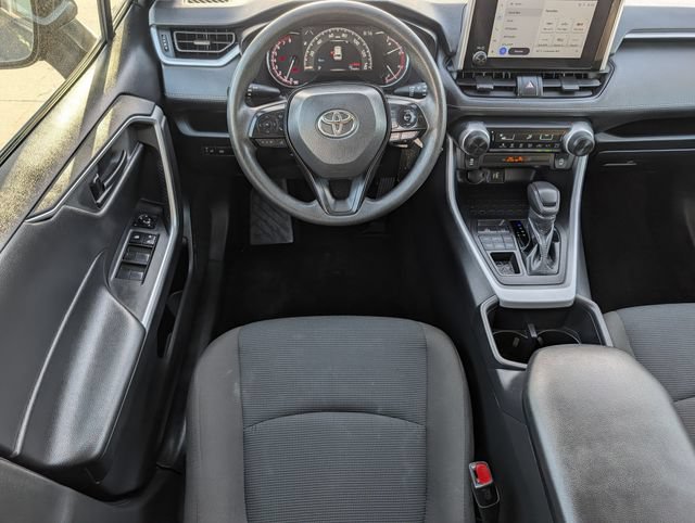 Used 2025 Toyota RAV4 LE AWD/4WD image 12