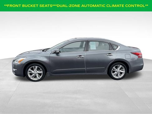 Used 2014 Nissan Altima 2.5 SV w/ Convenience Package image 6