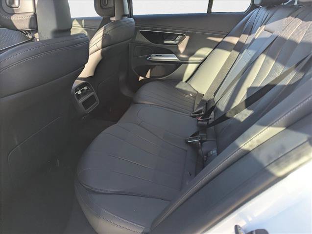 New 2026 Mercedes-Benz E 350 4MATIC Sedan image 13