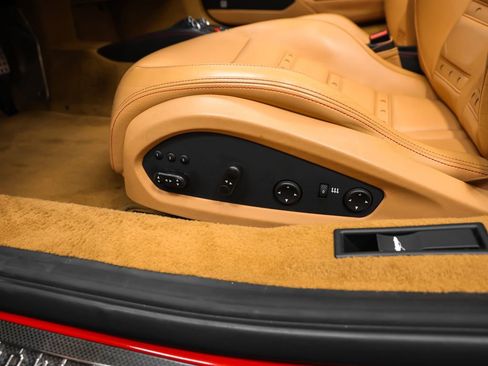 Certified 2013 Ferrari 458 Spider RWD image 37