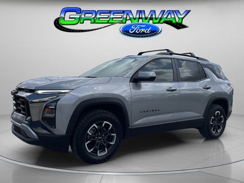Used 2025 Chevrolet Equinox ACTIV w/ Convenience Package III image 1