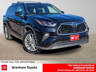 Used 2023 Toyota Highlander Platinum