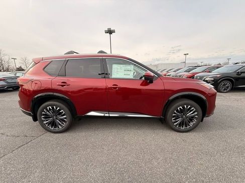 New 2026 Nissan Rogue Platinum w/ Platinum Premium Package image 4