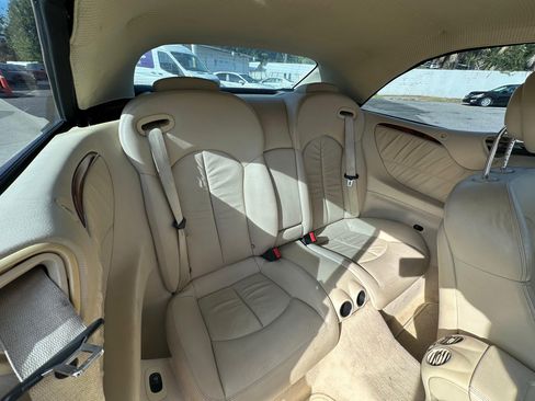 Used 2007 Mercedes-Benz CLK 350 Cabriolet image 10