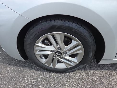 Used 2019 Hyundai Elantra Value Edition image 10