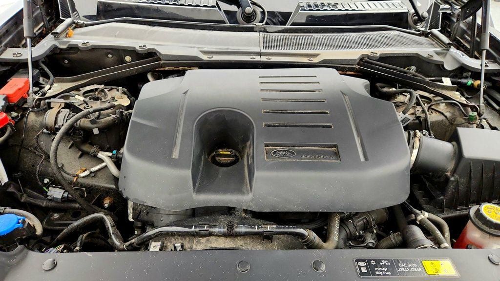 Used 2023 Land Rover Defender 110 X AWD/4WD image 28