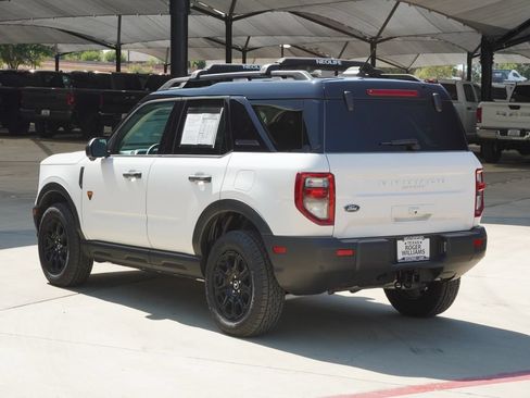 Used 2025 Ford Bronco Sport Badlands w/ Badlands Tech Package AWD/4WD image 3