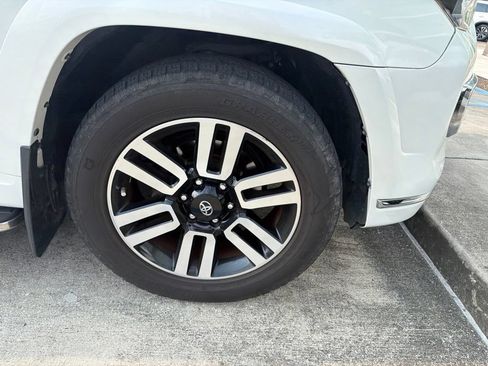 Used 2018 Toyota 4Runner Limited RWD image 4