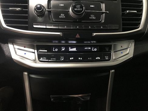 Used 2014 Honda Accord Sport image 28