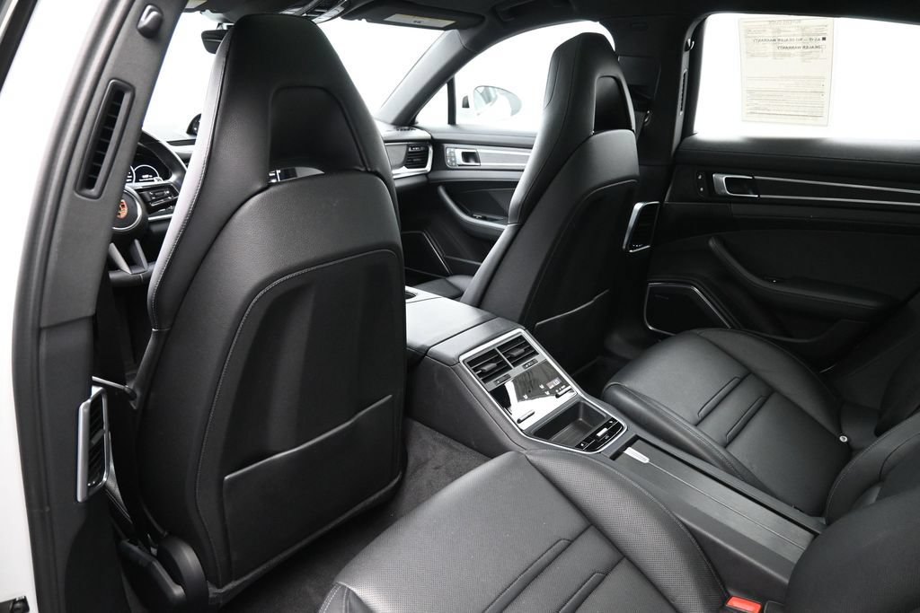 Certified 2023 Porsche Panamera Platinum Edition RWD image 8