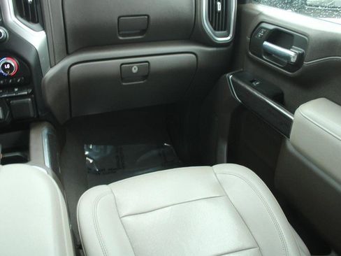 Used 2022 Chevrolet Silverado 3500 LTZ w/ LTZ Plus Package image 16