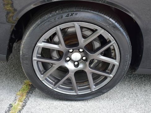 Used 2016 Dodge Challenger R/T Scat Pack w/ Leather Interior Group RWD image 36