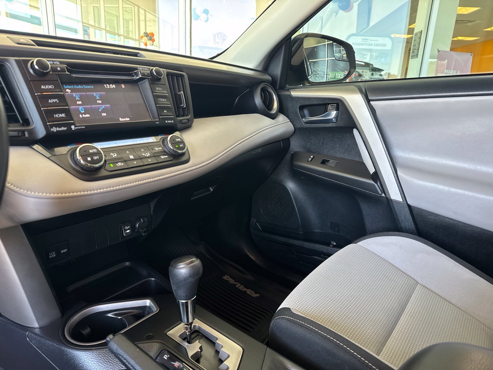 Used 2017 Toyota RAV4 XLE w/ Plus Special Value Package AWD/4WD image 25