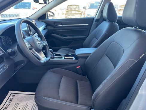 Used 2023 Nissan Altima 2.5 SV image 25