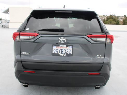 Certified 2025 Toyota RAV4 XLE image 4