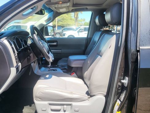Used 2016 Toyota Sequoia Limited w/ Safety & Convenience Package AWD/4WD image 31