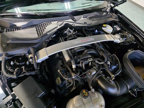 Used 2017 Ford Mustang Shelby GT350 RWD image 42