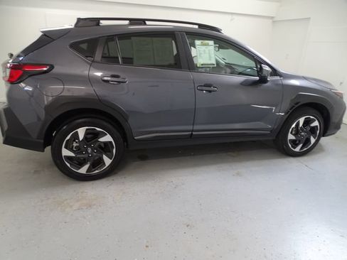 Used 2024 Subaru Crosstrek 2.5i Limited AWD/4WD image 23