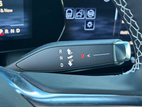 Used 2026 Chevrolet Equinox EV LT image 31