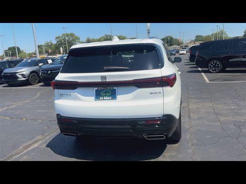 Used 2026 Buick Enclave Sport Touring w/ Power Package AWD/4WD image 7
